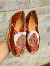 Load image into Gallery viewer, Virgencita Huaraches

